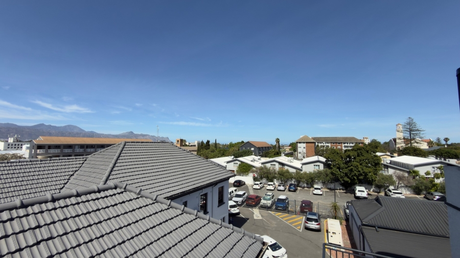 To Let 1 Bedroom Property for Rent in Somerset West Western Cape